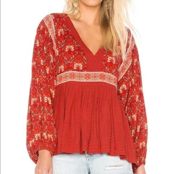 Spell & The Gypsy Women’s Jewel Smock Blouse in Red Sz M